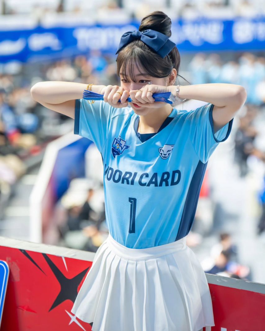 안지현
