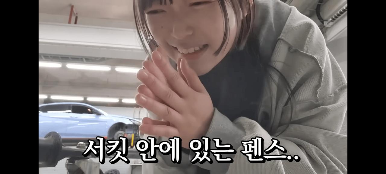 아반떼N 타고 서킷 달리다가 전복사고 난 여성 유튜버