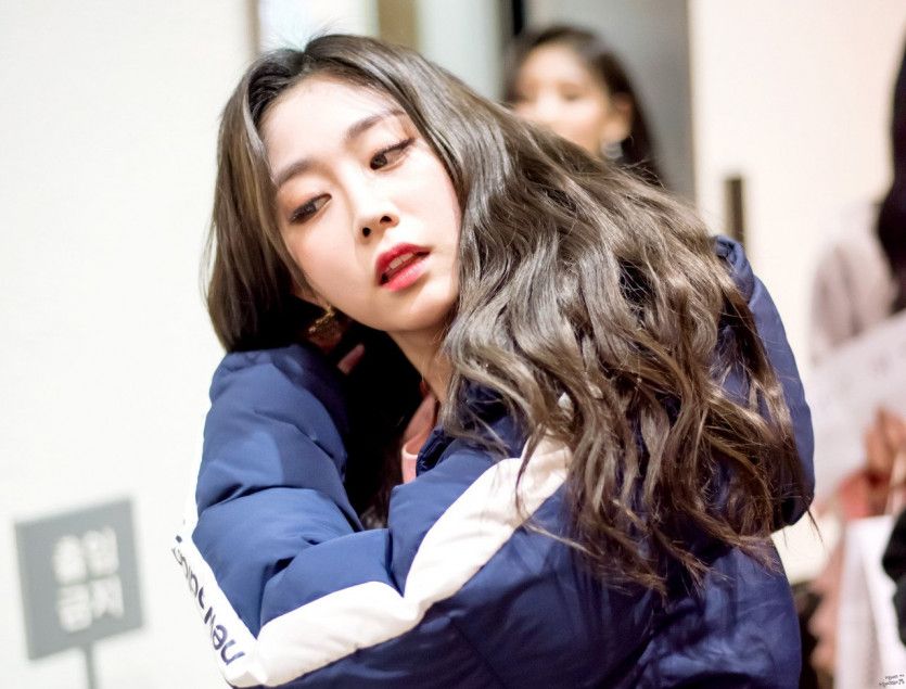 러블리즈 서지수.jpg