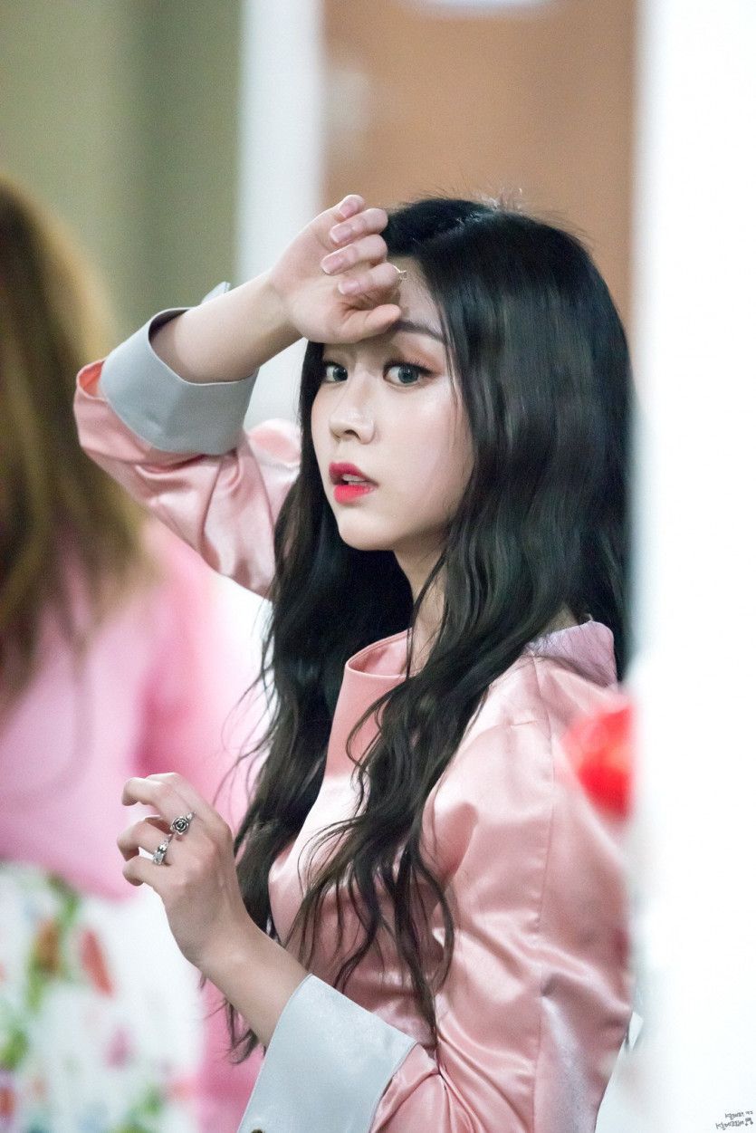 러블리즈 서지수.jpg