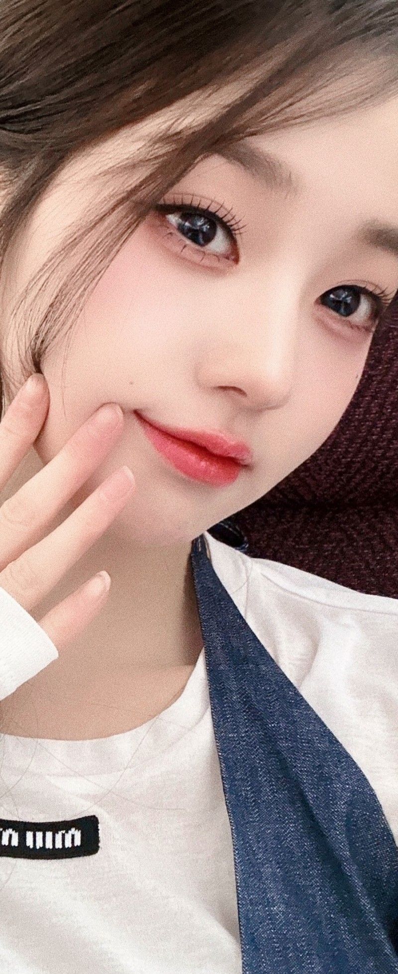 폰 배경으로 쓰세요 이쁜 원영이