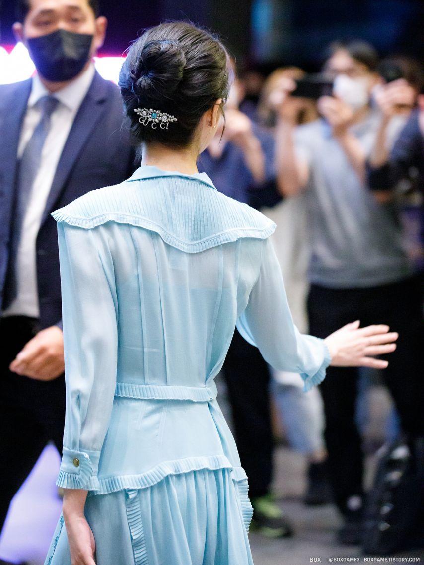 아이유 브로커 언론시사회
