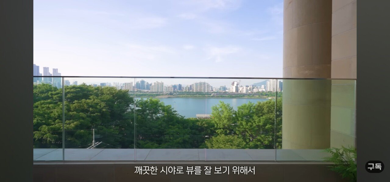 유튜브에 최초로 공개된 매매가 300억 에테르노 청담 내부 ㄷㄷ