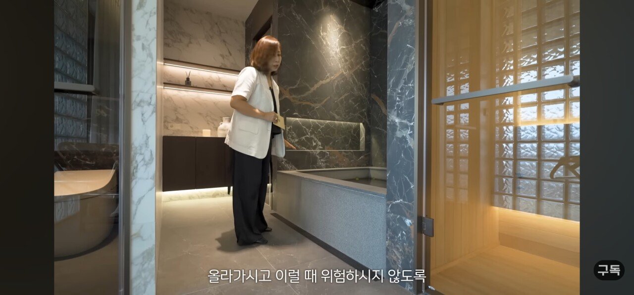 유튜브에 최초로 공개된 매매가 300억 에테르노 청담 내부 ㄷㄷ