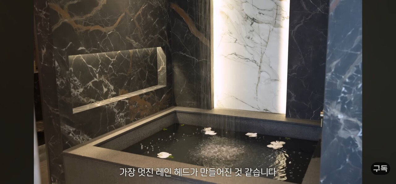 유튜브에 최초로 공개된 매매가 300억 에테르노 청담 내부 ㄷㄷ
