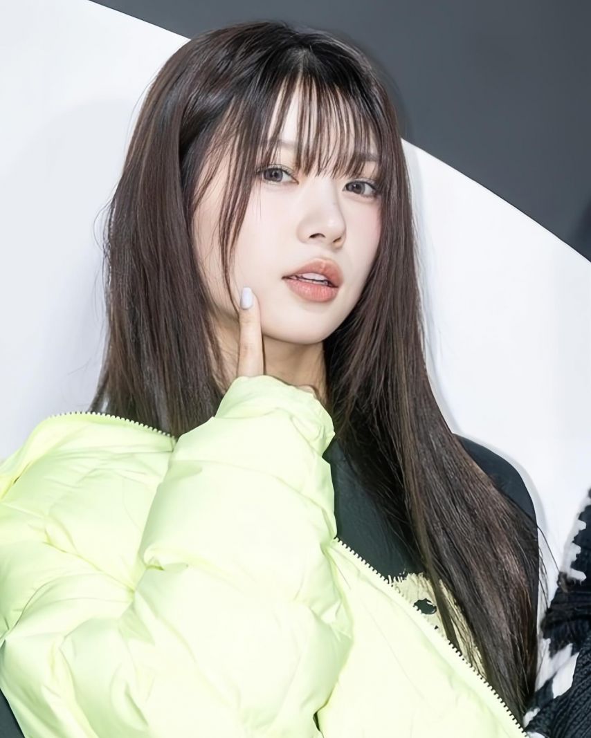 ILLIT(아일릿) 모카
