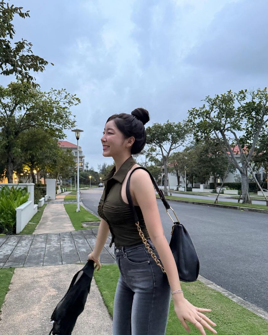 안지현
