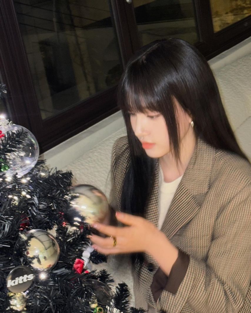 스테이씨 윤
