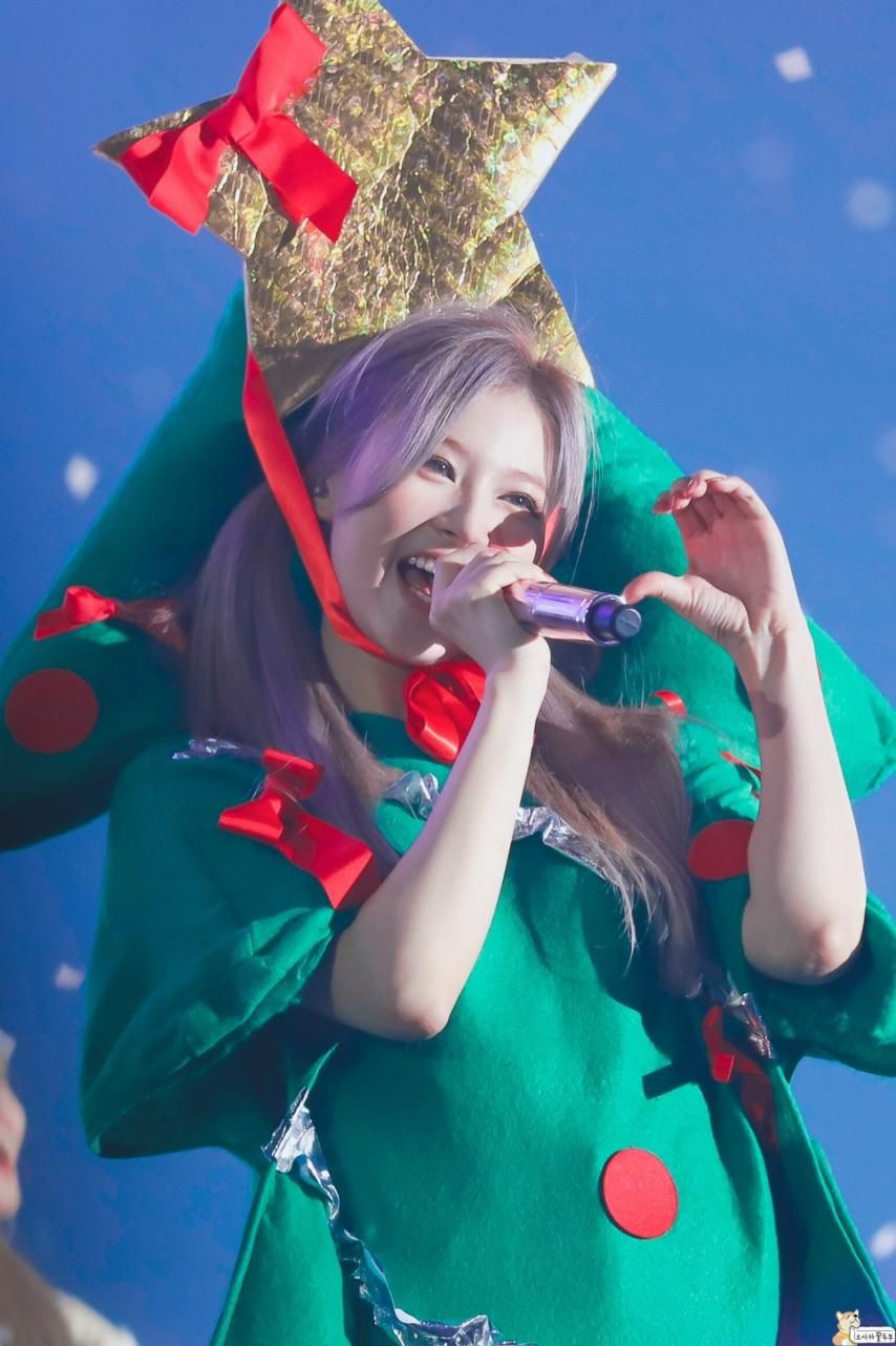 트와이스 사나