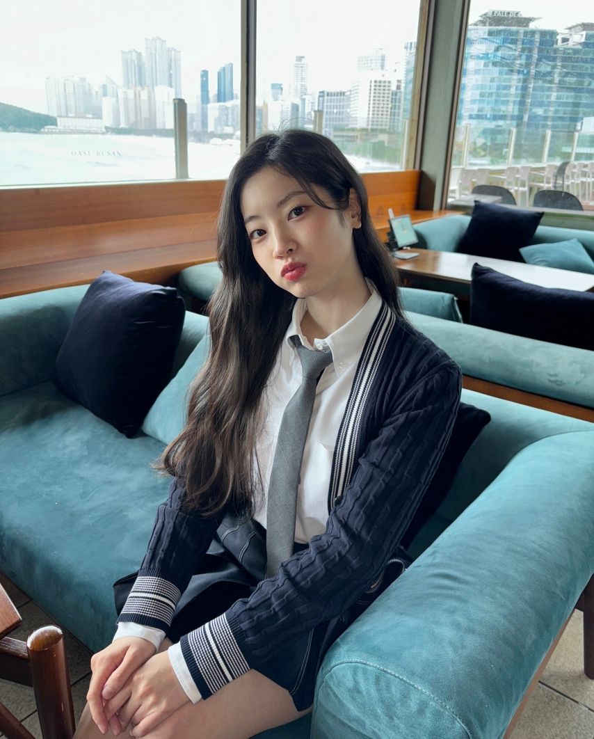 다현