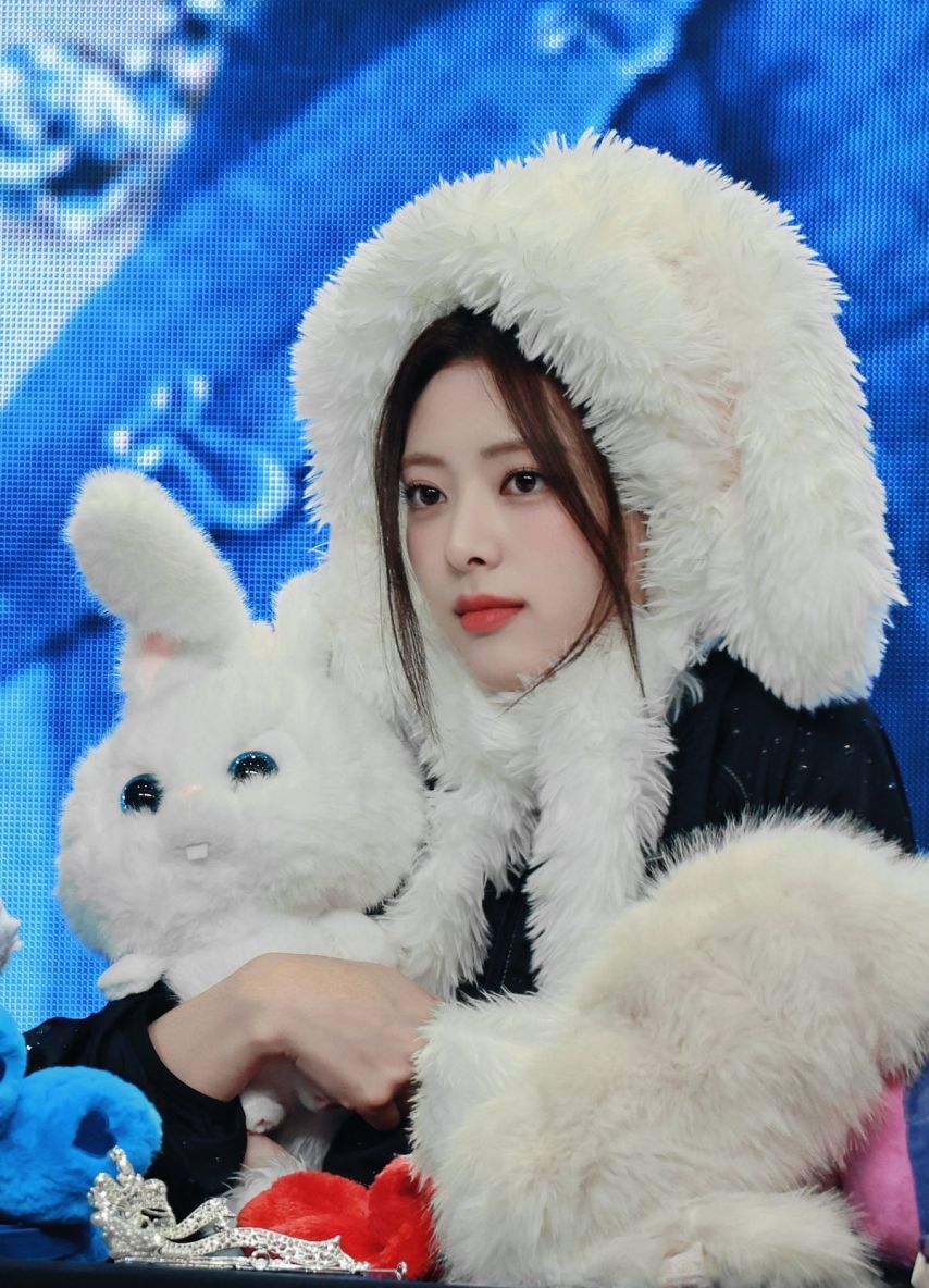 [ITZY] 유나
