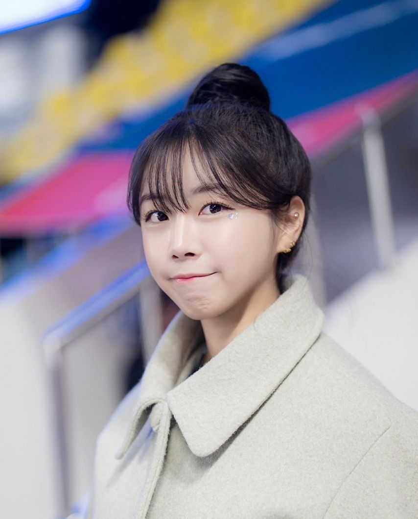 안지현
