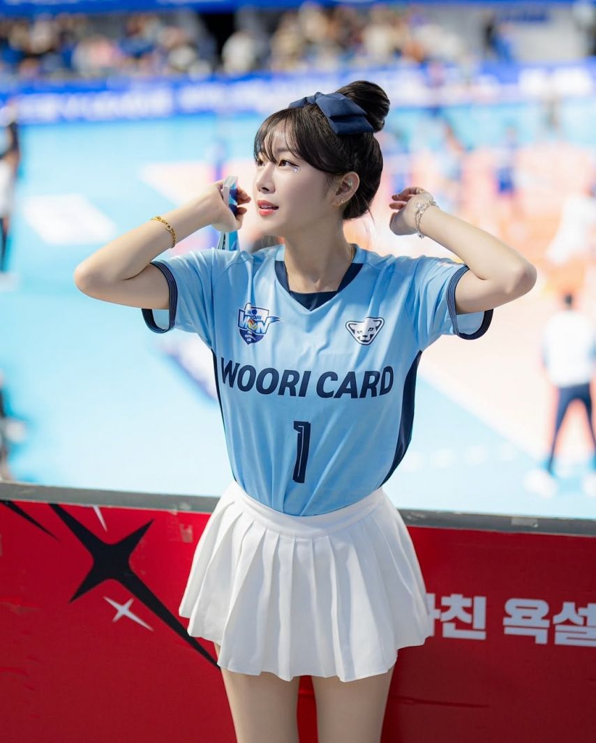 안지현