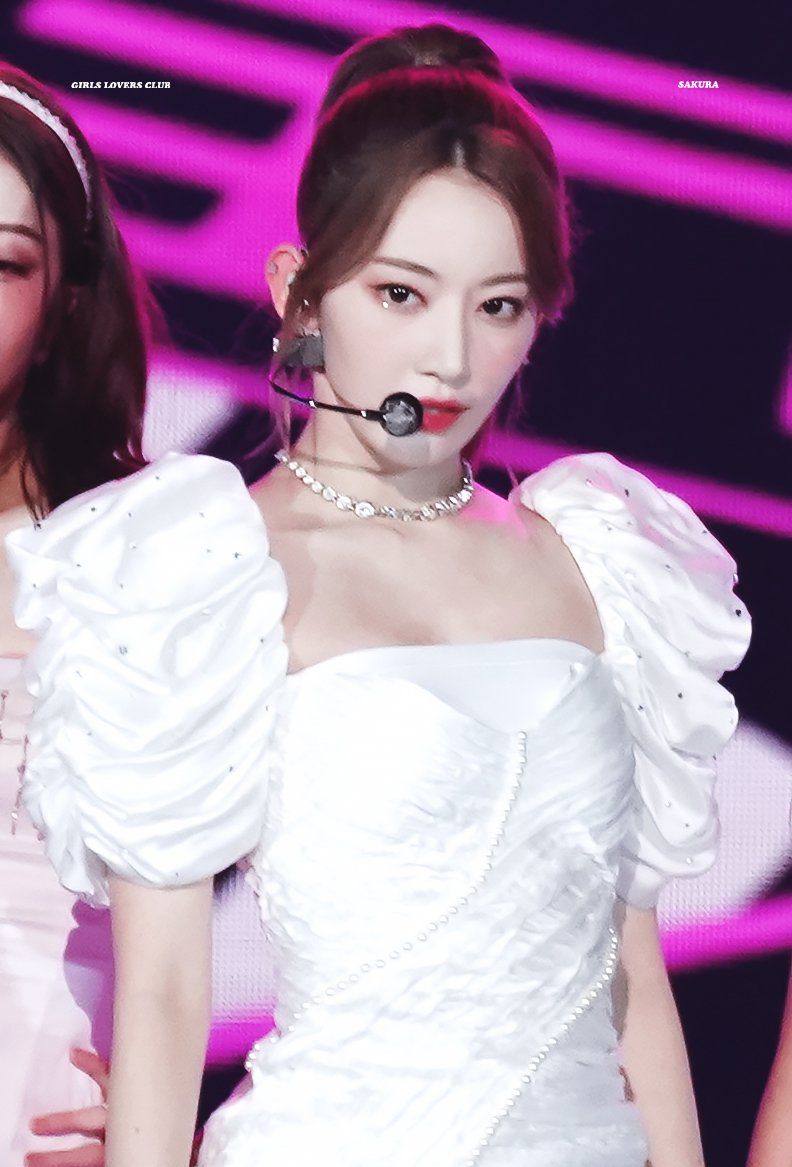 르세라핌 사쿠라