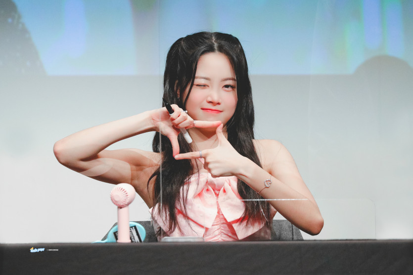 르세라핌 홍은채