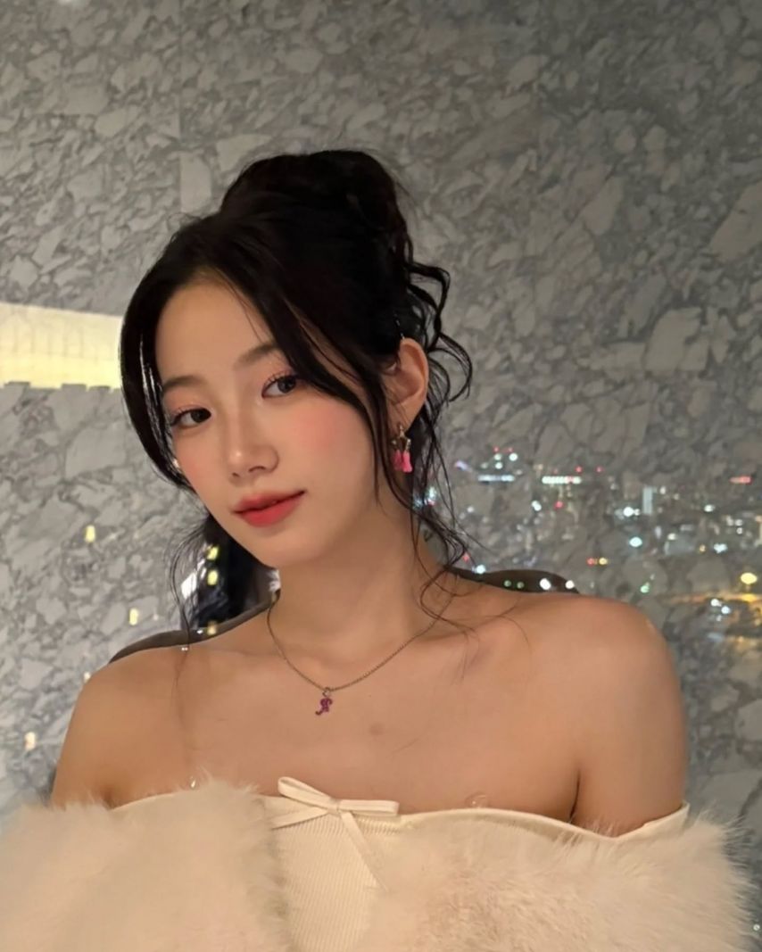 오프숄더 카즈하