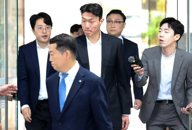 [단독]‘불법 촬영’ 황의조 선고 앞두고 2억원 기습공탁