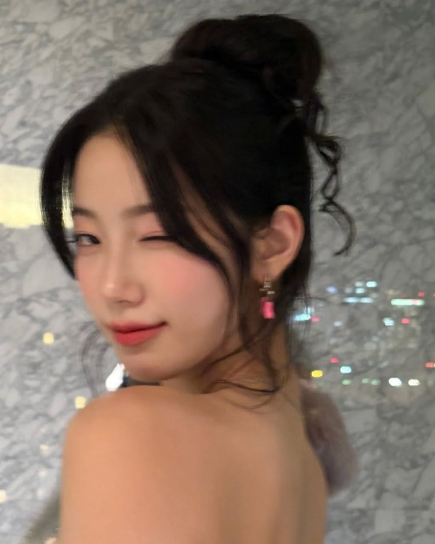 르세라핌 김채원,사쿠라,허윤진,카즈하