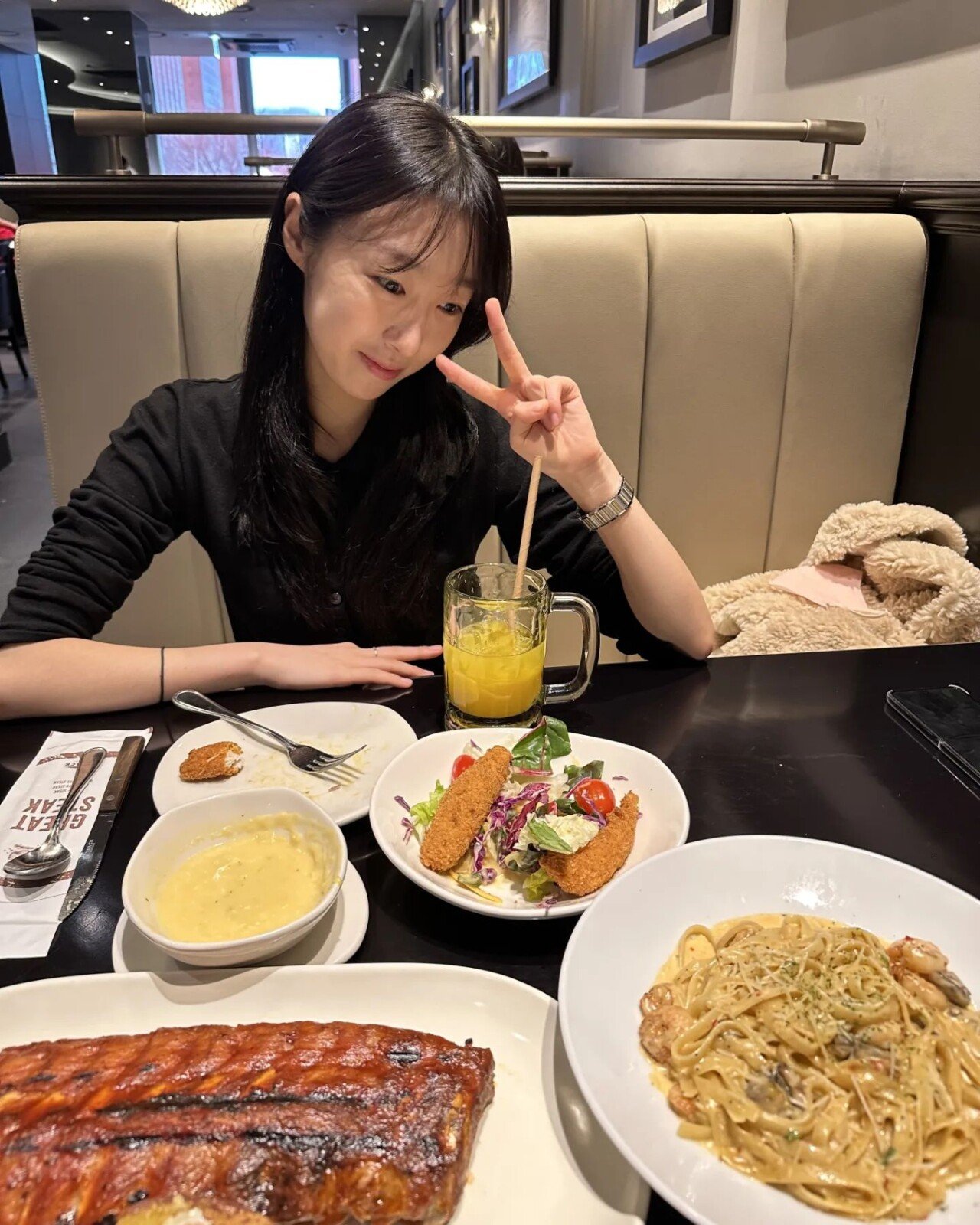 우주소녀 수빈