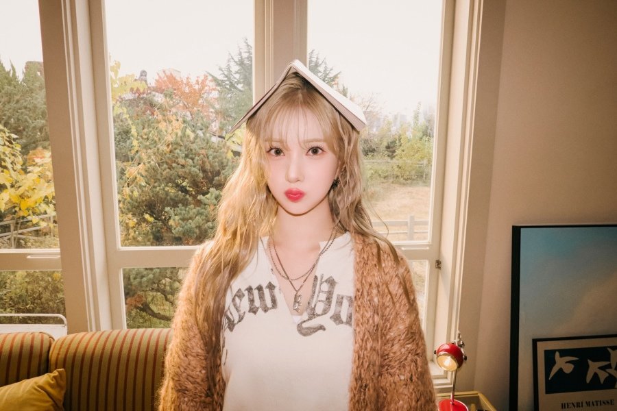 여자친구 4년만에 재결합 1월 컴백 컨셉 포토