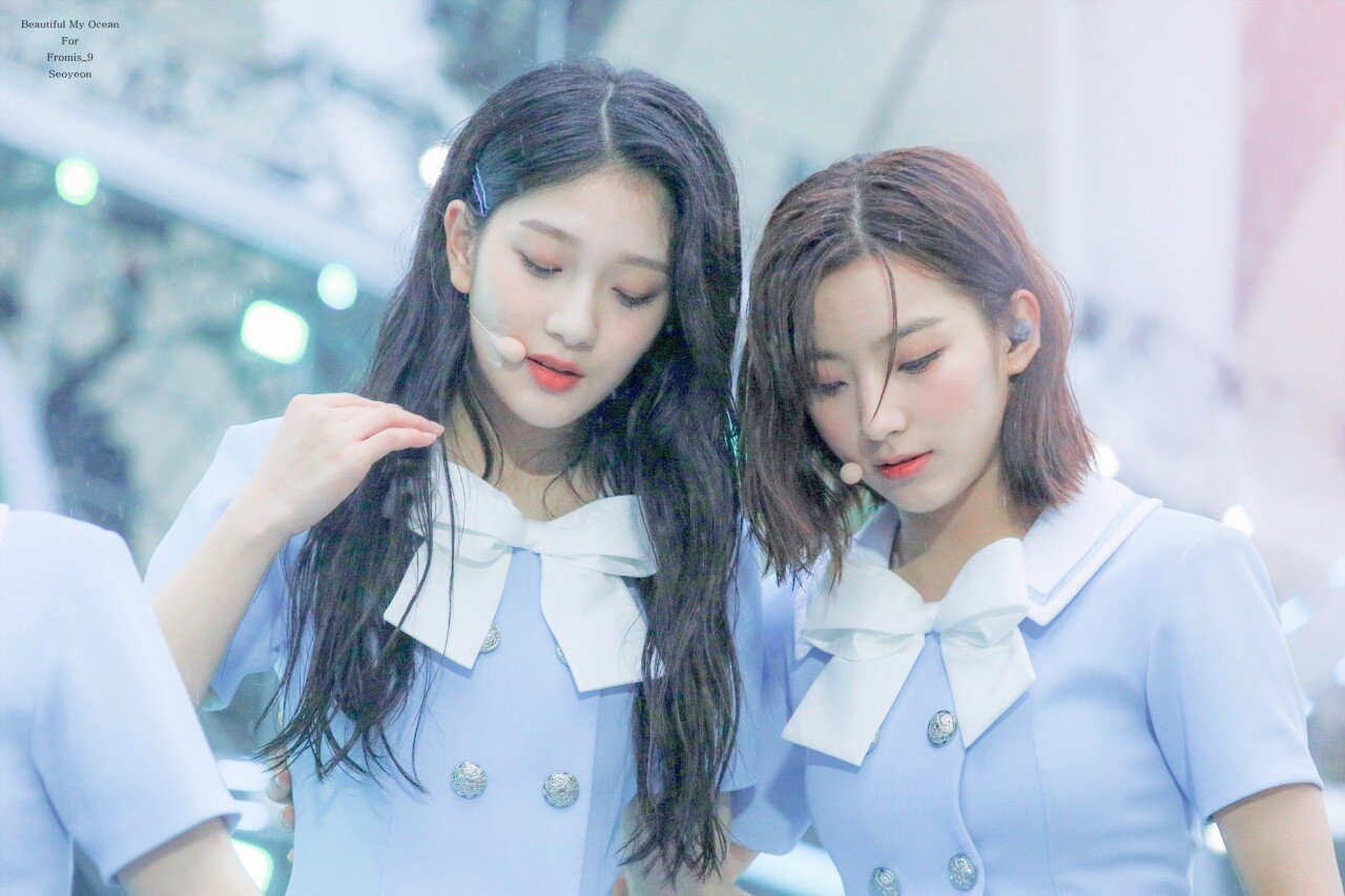 프로미스나인 새롬
