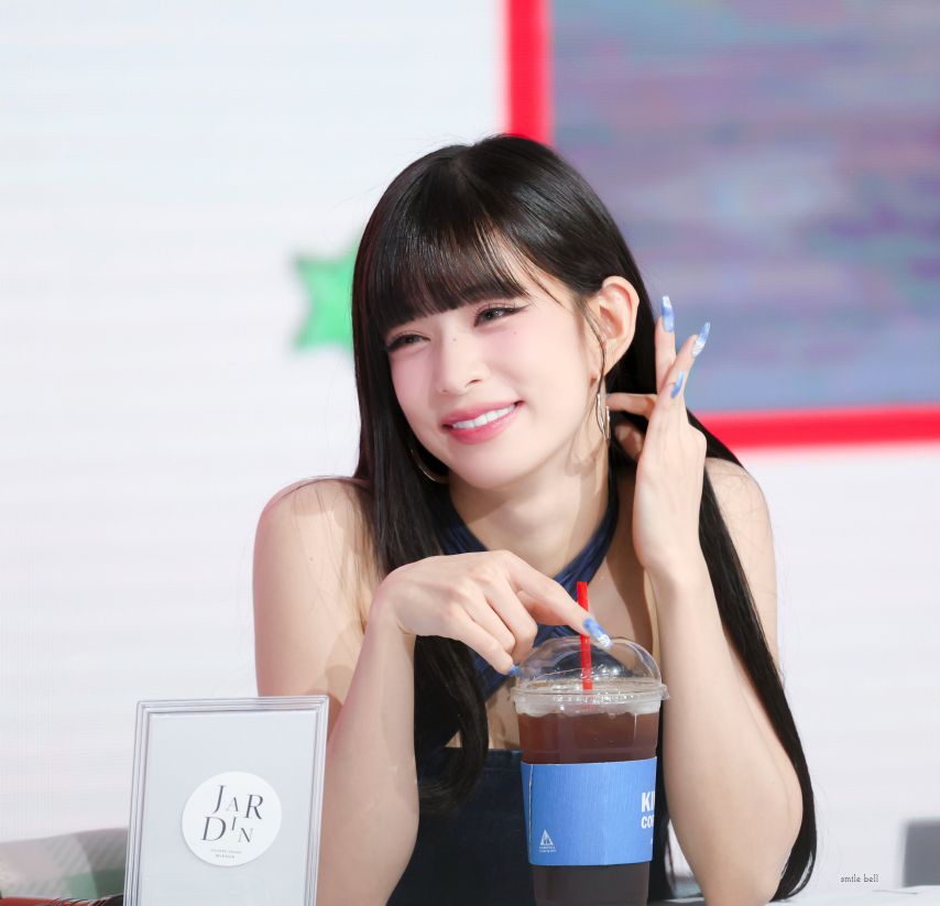 프로미스나인 이채영
