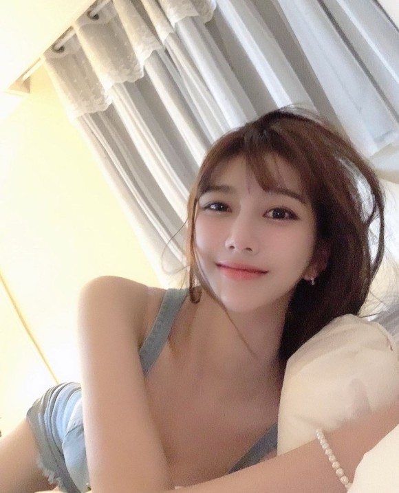 레이싱모델 반지희