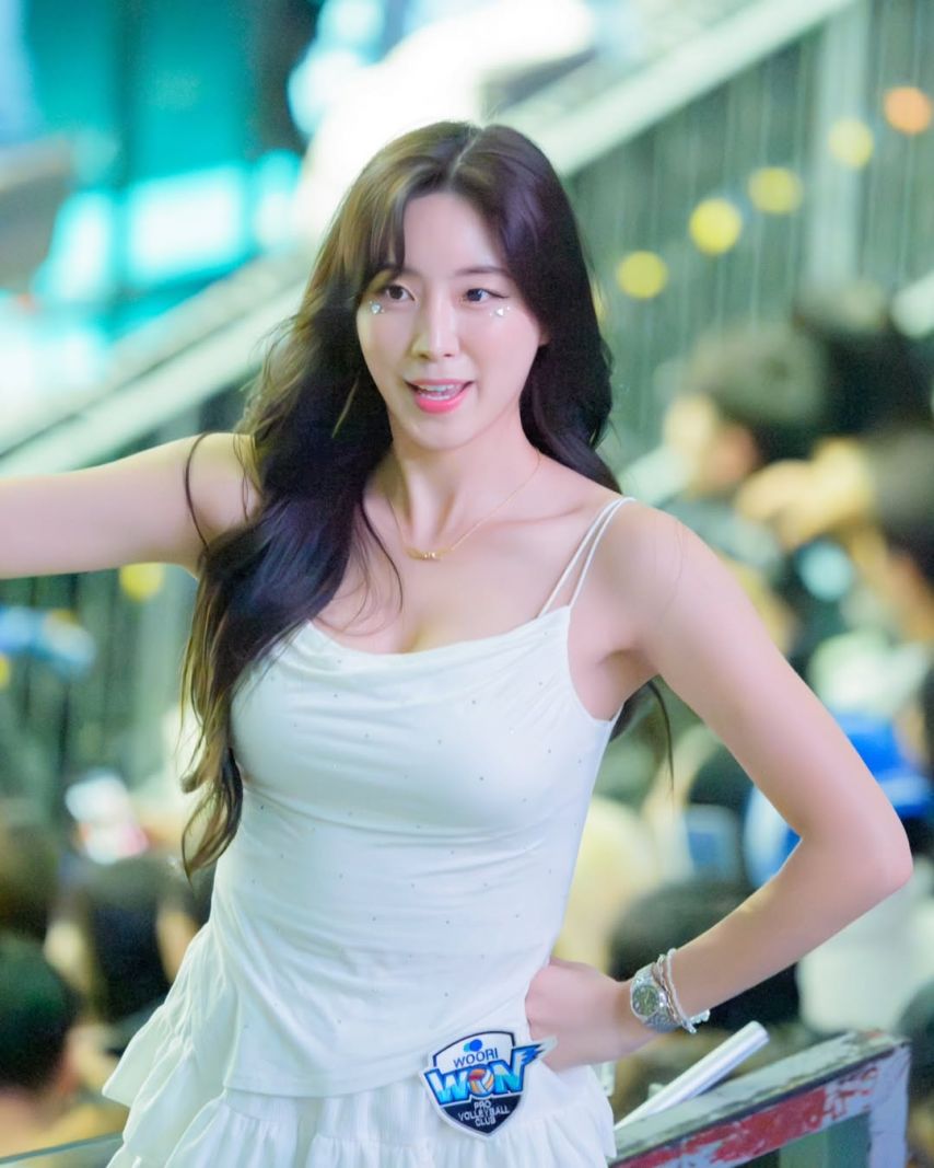안지현