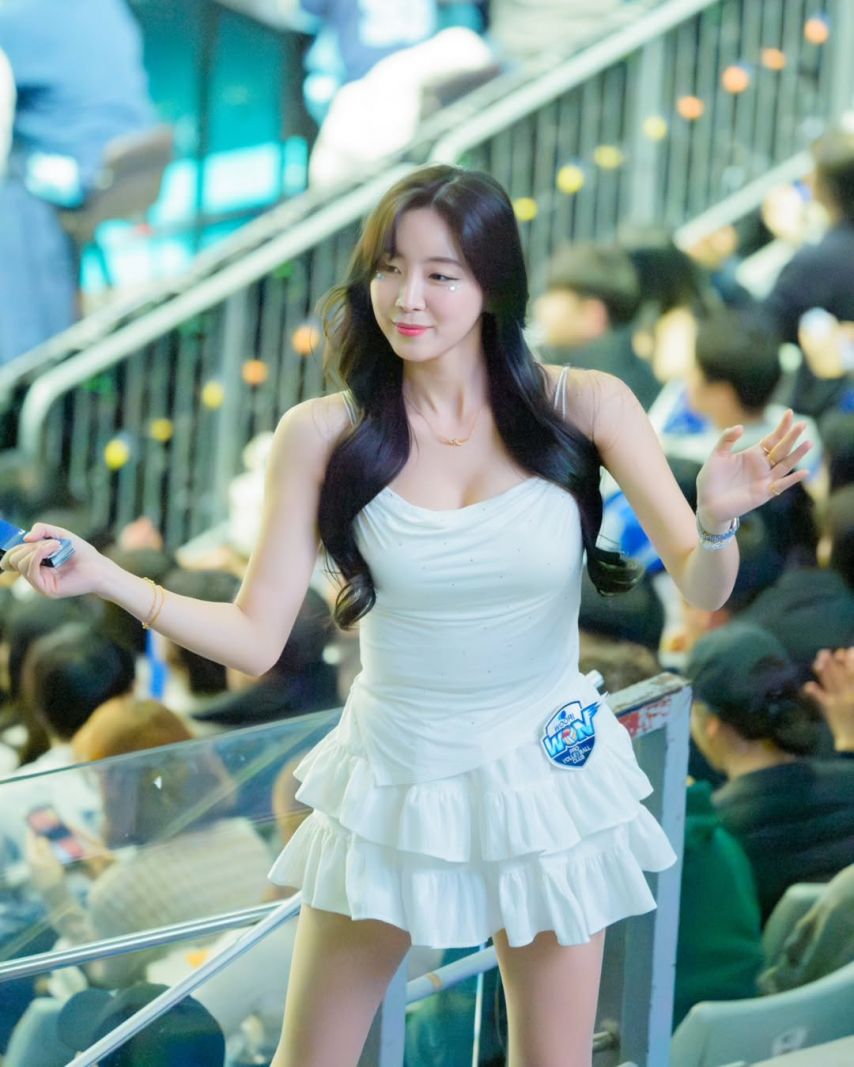 안지현
