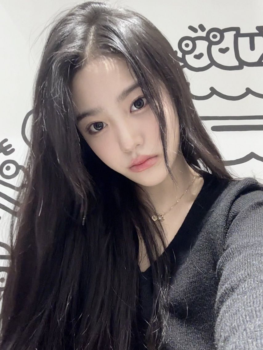 미미로즈 예린.jpg