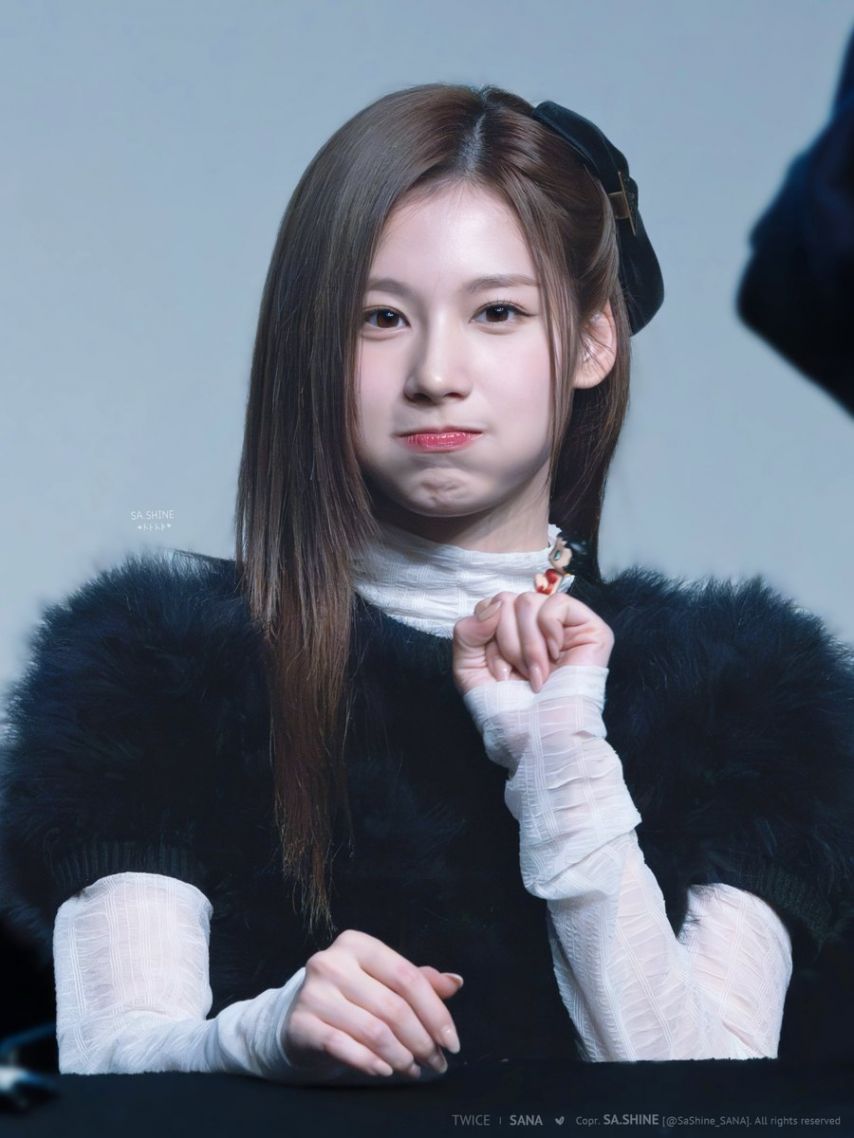 트와이스 사나