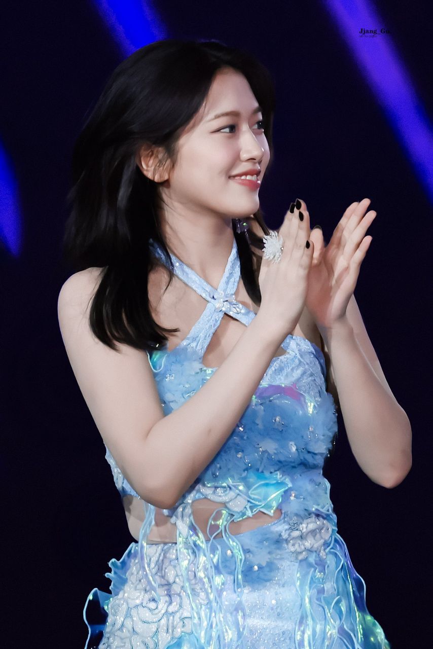 241220 KBS가요대축제 아이브 안유진