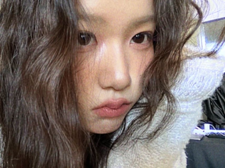 이즈나 윤지윤