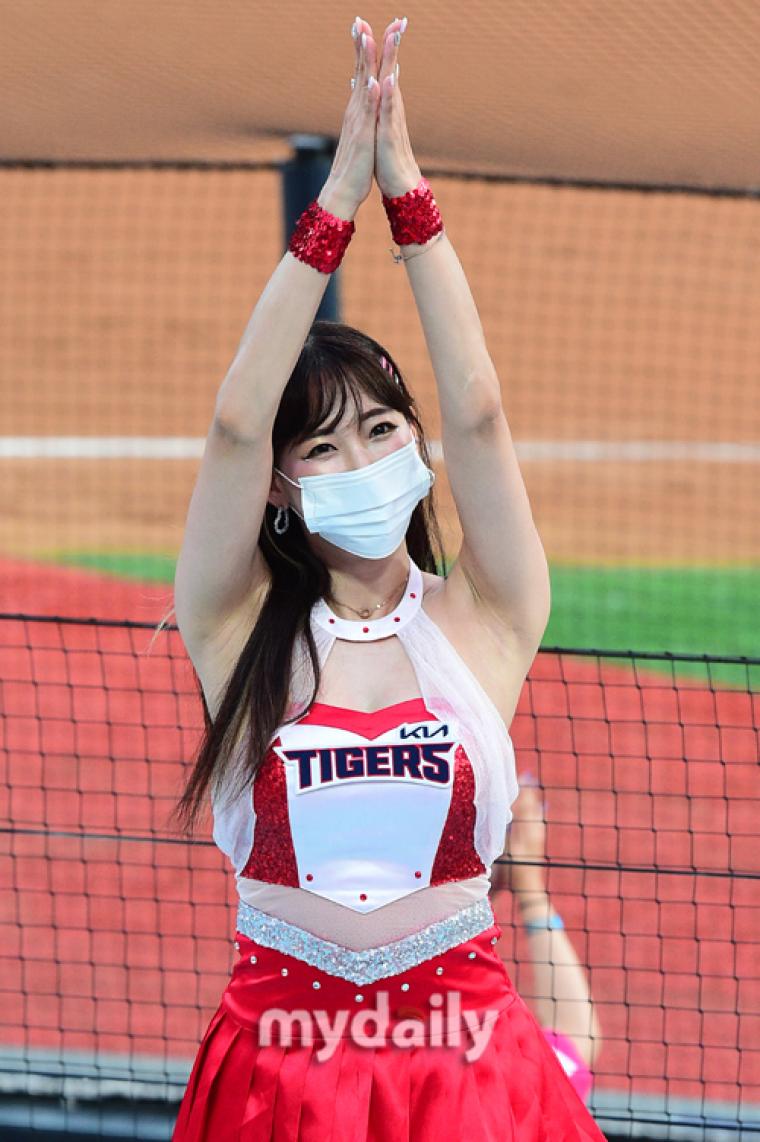 치어리더 김한나