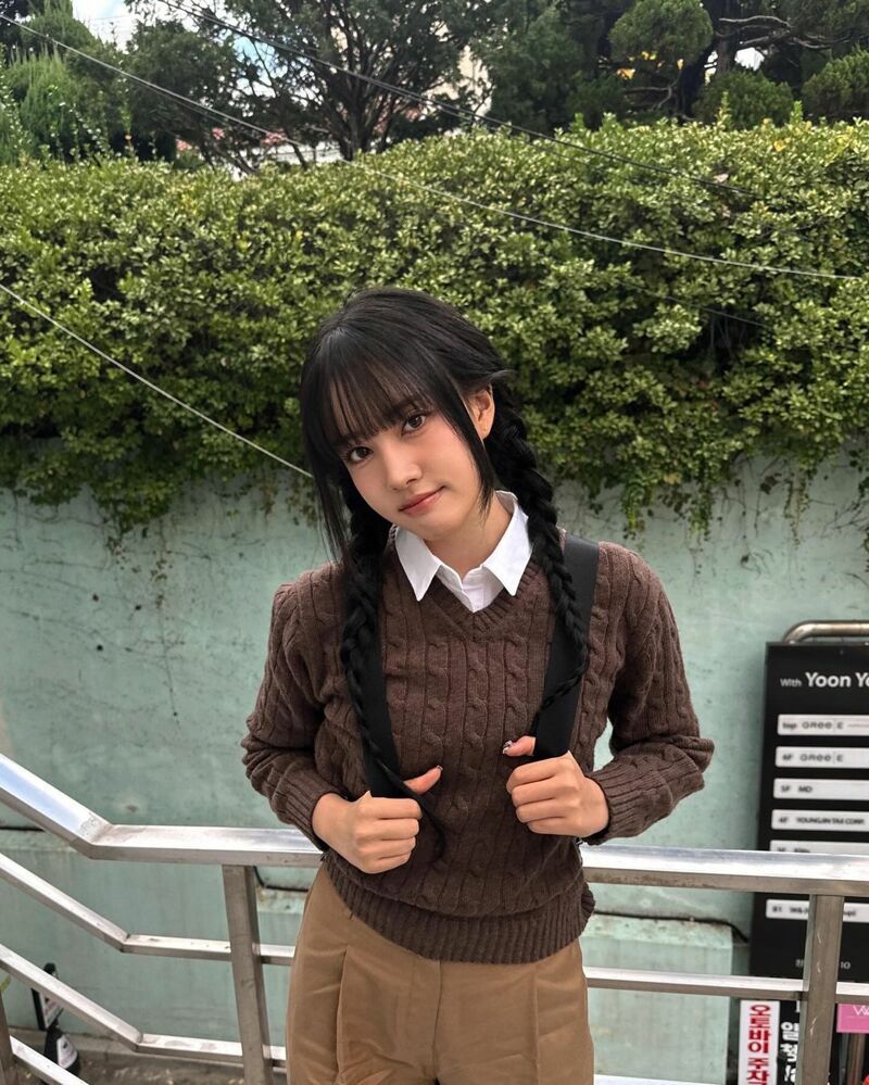 스테이씨 윤