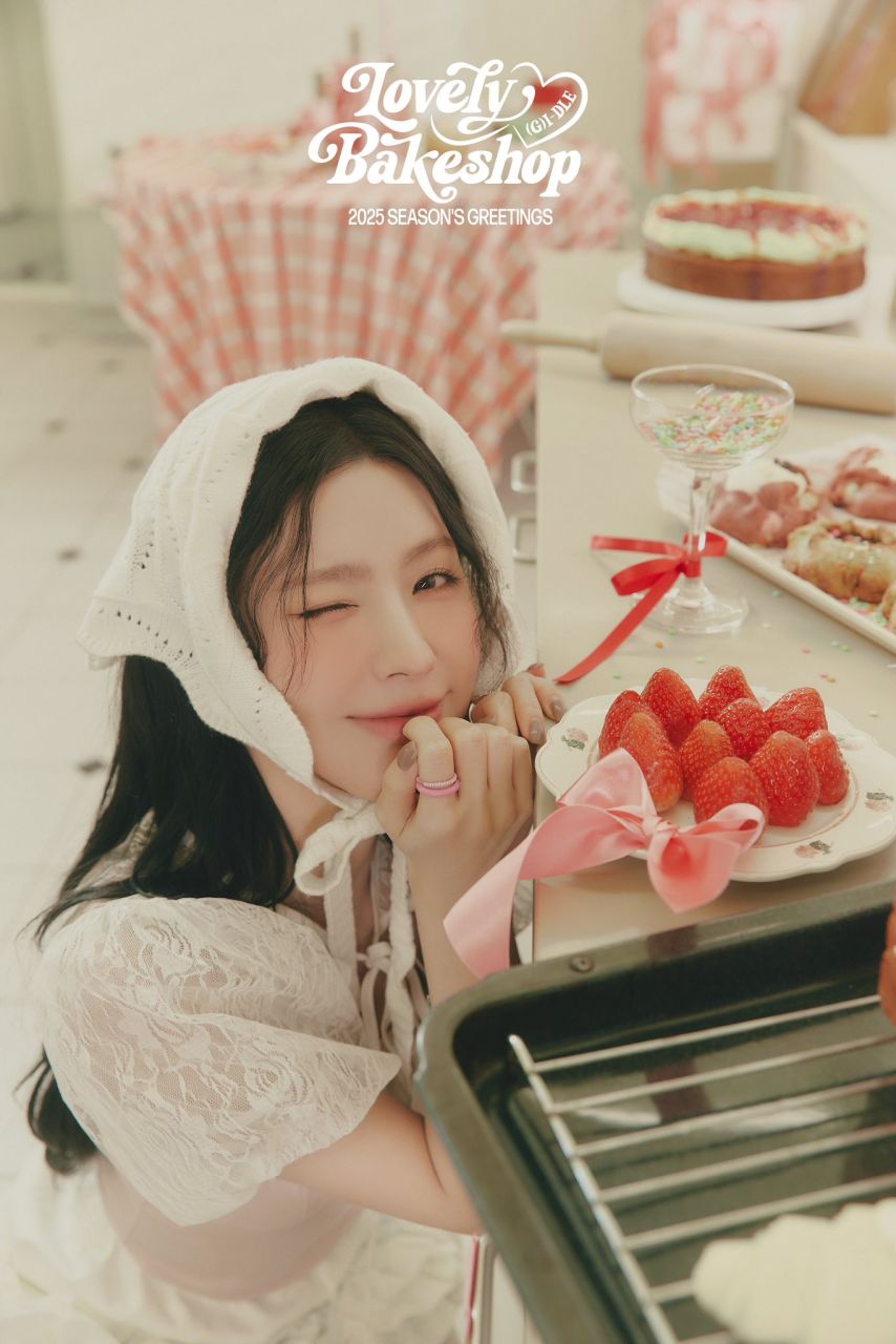 (여자)아이들 2025 SEASON'S GREETINGS
