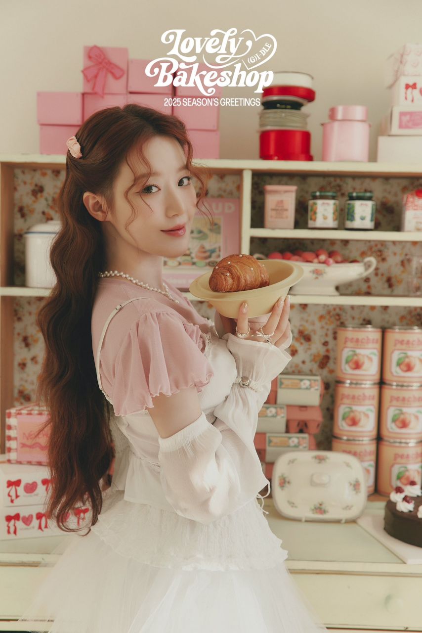 (여자)아이들 2025 SEASON'S GREETINGS