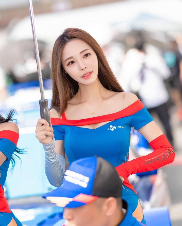 서진아