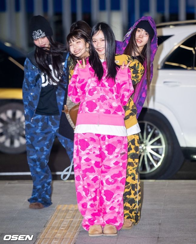 뉴진스 ,,,