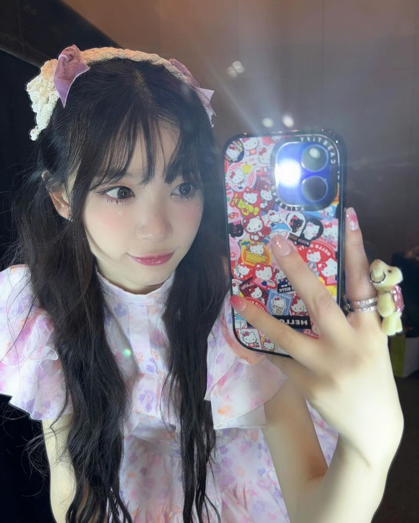ILLIT(아일릿) 모카