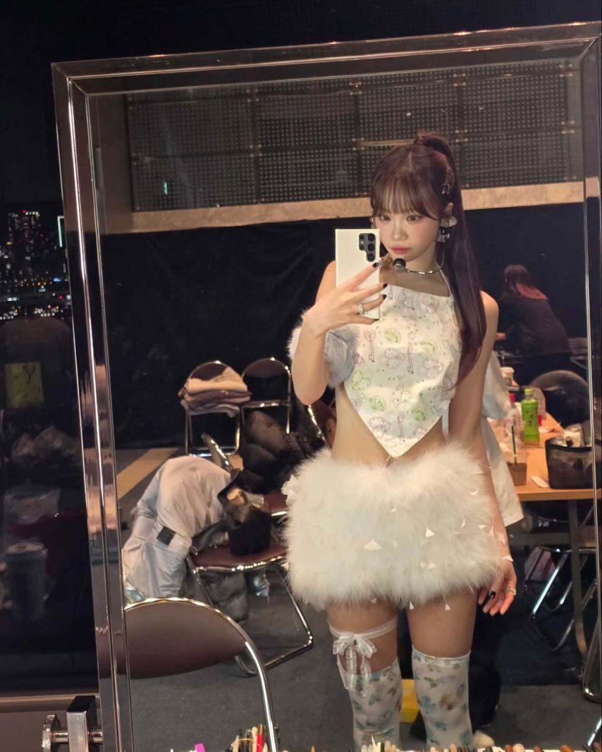 르세라핌 김채원,카즈하,홍은채