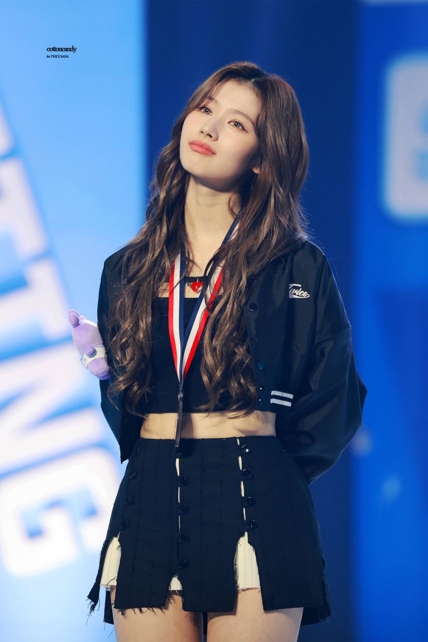 트와이스 사나