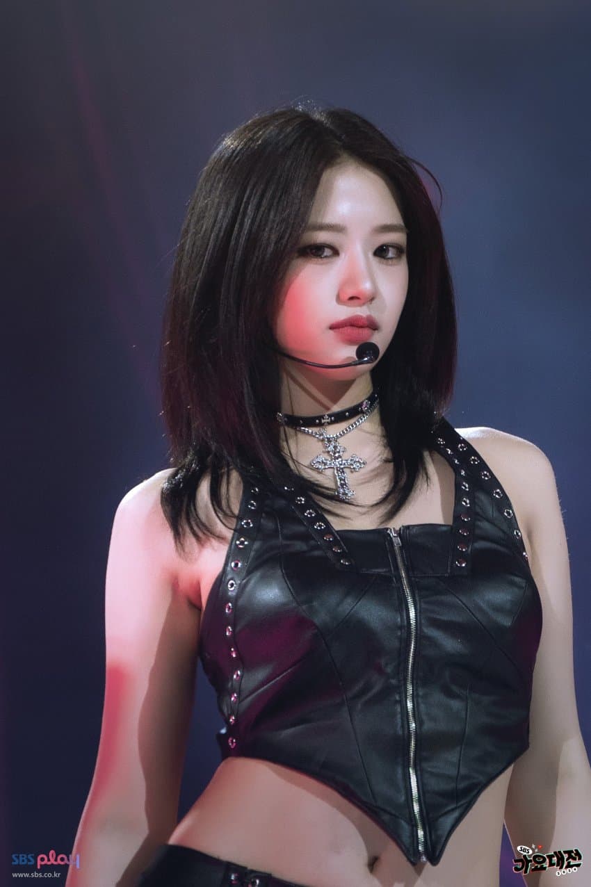 아이브 안유진 x 에스파 카리나 가요대전 현장포토 + 팬아트