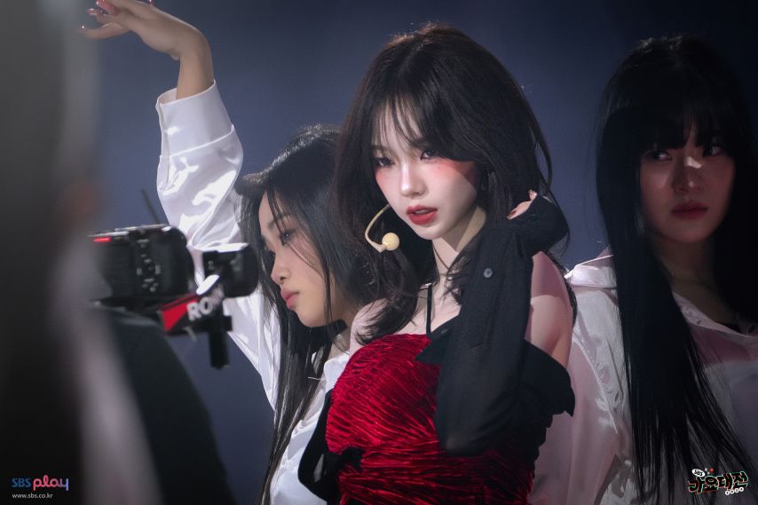 아이브 안유진 x 에스파 카리나 가요대전 현장포토 + 팬아트