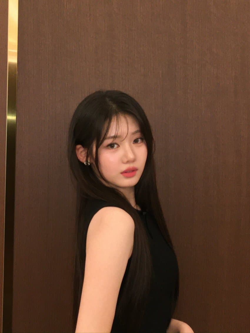 베이비몬스터 로라