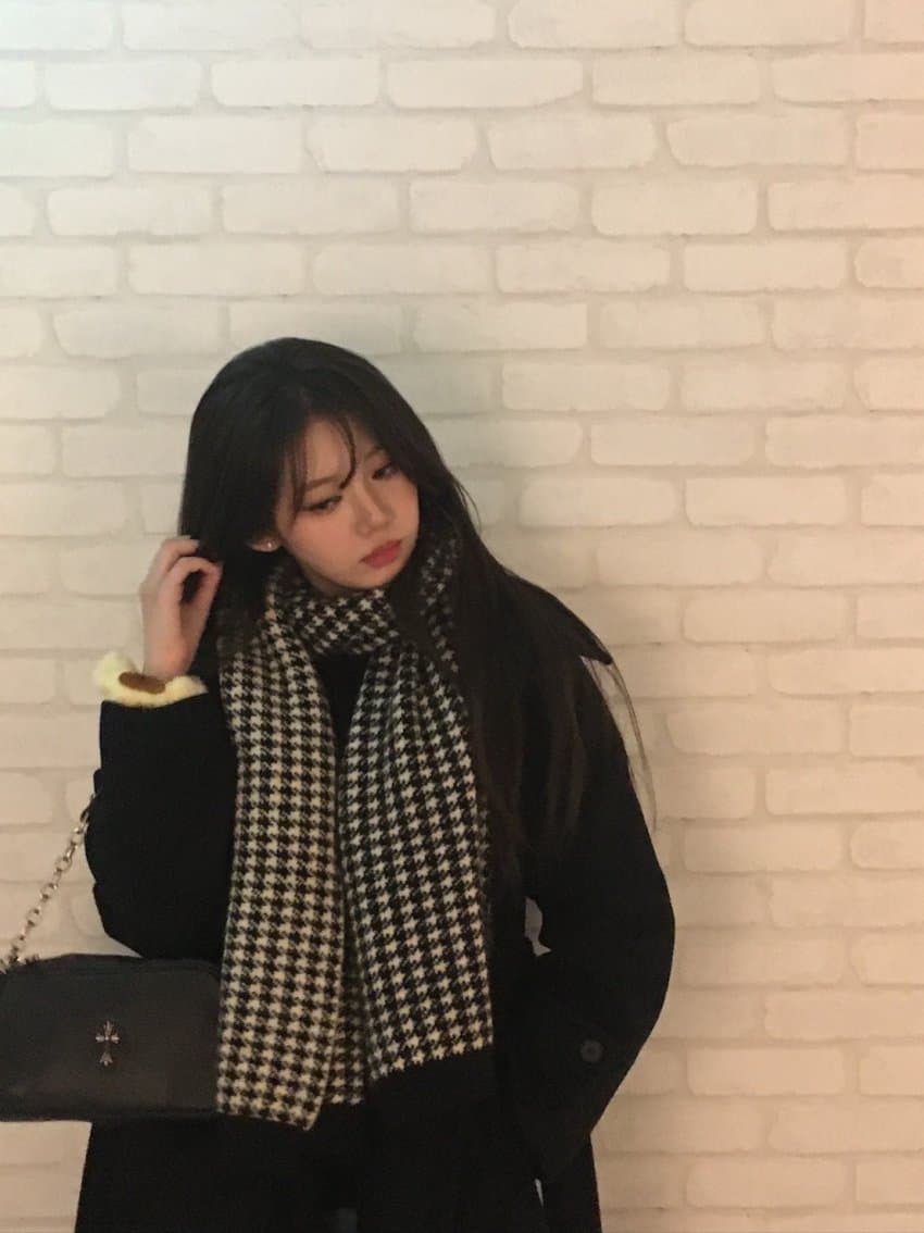 베이비몬스터 로라