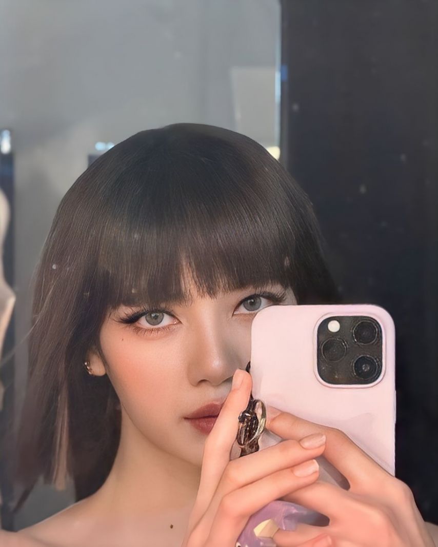 블랙핑크 리사 .jpg