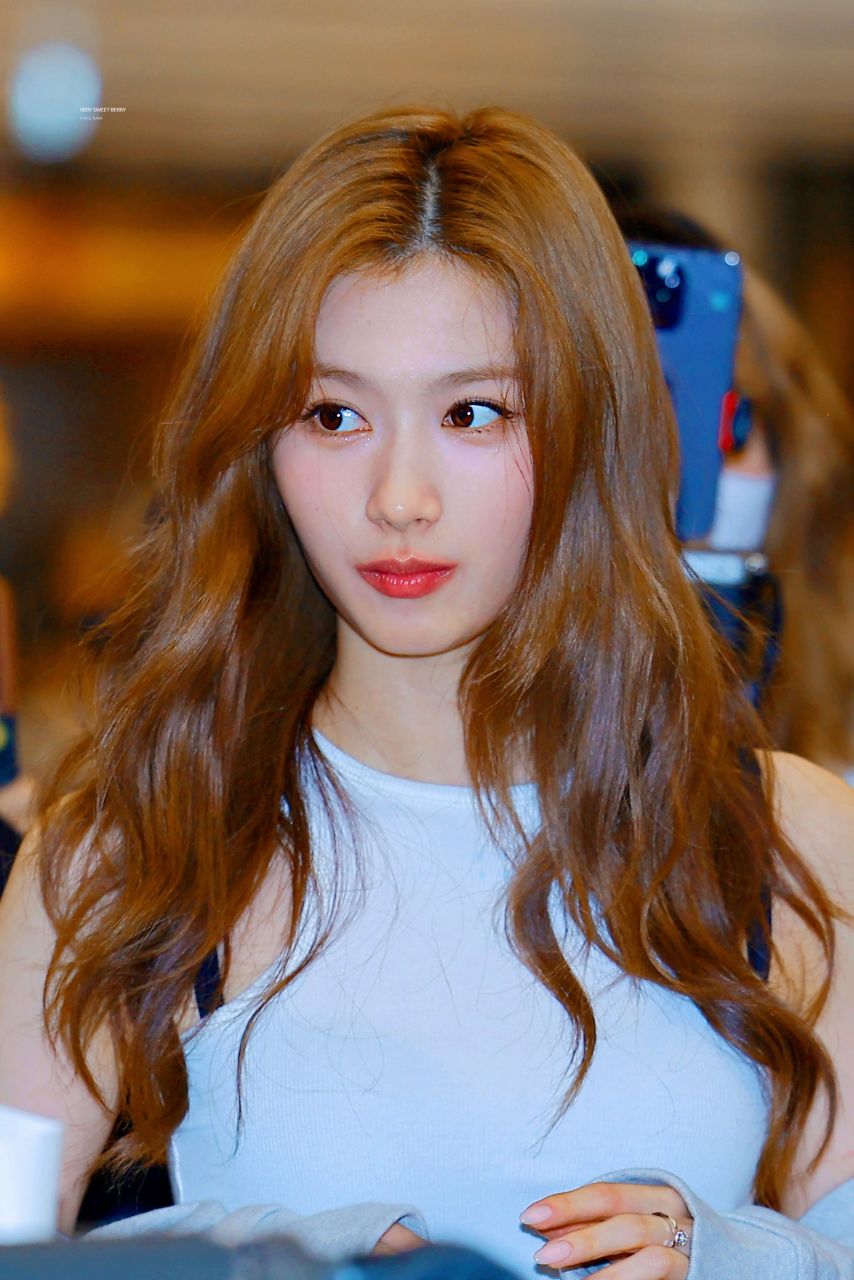 트와이스 사나