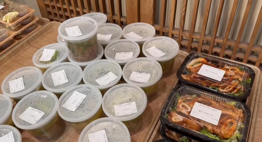 뉴욕에서 달러 현찰로 쓸어담는 한국 반찬가게