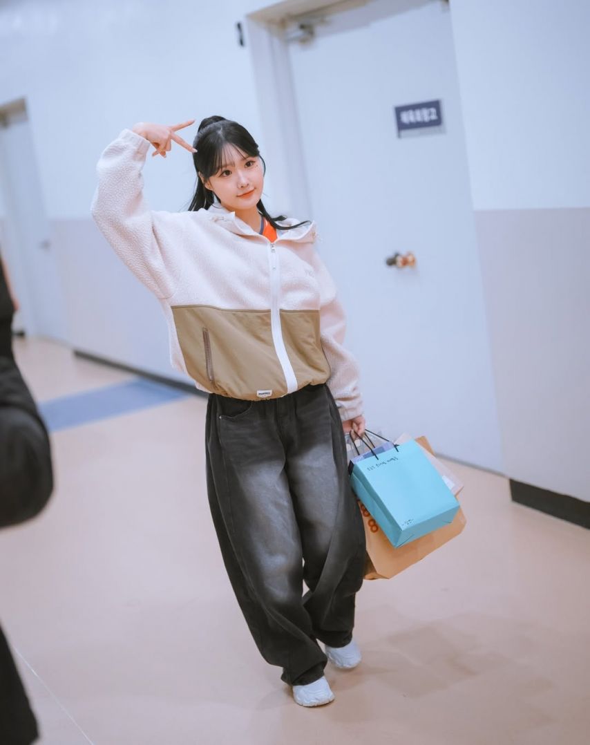 최홍라